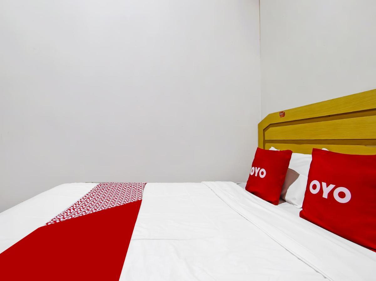 OYO 3060 Al Fatih Guest House Syariah Tegal  Bagian luar foto